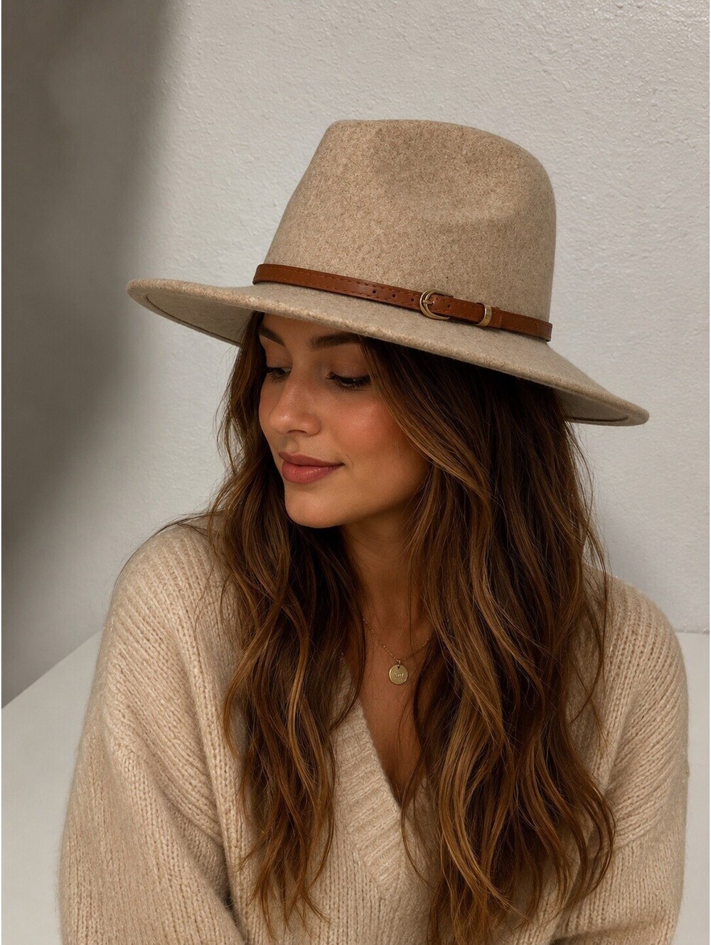 Altar’d State Women’s beige wide brim fedora hat f a faux-leather band NWT